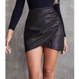 Faux leather Black Mini Skirt